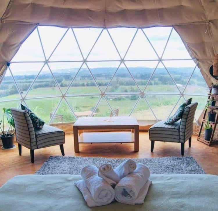 1 Waipu Off-Grid Eco Seaview Geodesic Glamping Dome Hotel Buitenkant foto